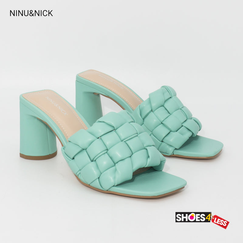 Ninu & Nick Sandals