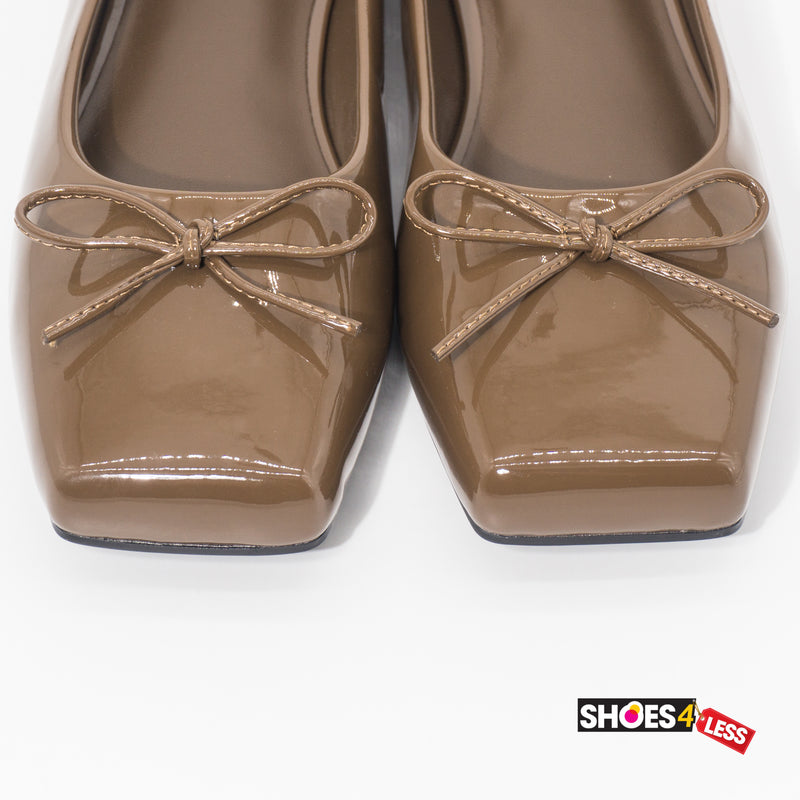 Charles & Keith Close Shoes