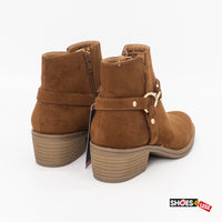 White Mountain Ankle Boots