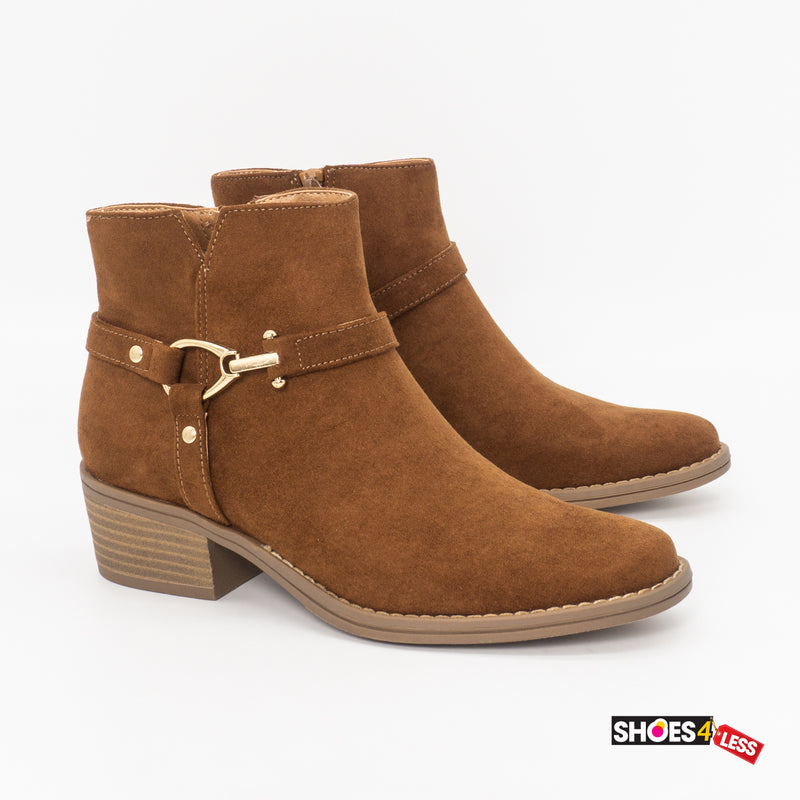 White Mountain Ankle Boots