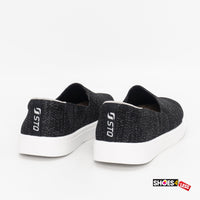 STQ Slip-Ons
