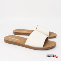 Soda Flat Sandals