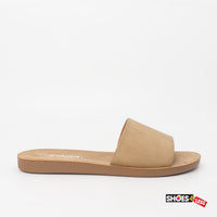 Soda Flat Sandals