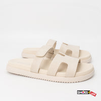 Soda Flat Sandals
