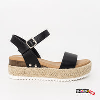 Soda Platform Sandals