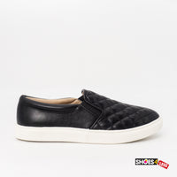 A Slip-on Sneakers
