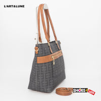 L'art & Lune Shoulder Bags