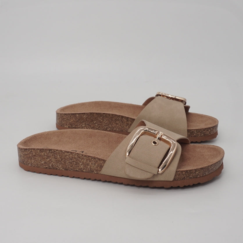 Soda Flat Sandals